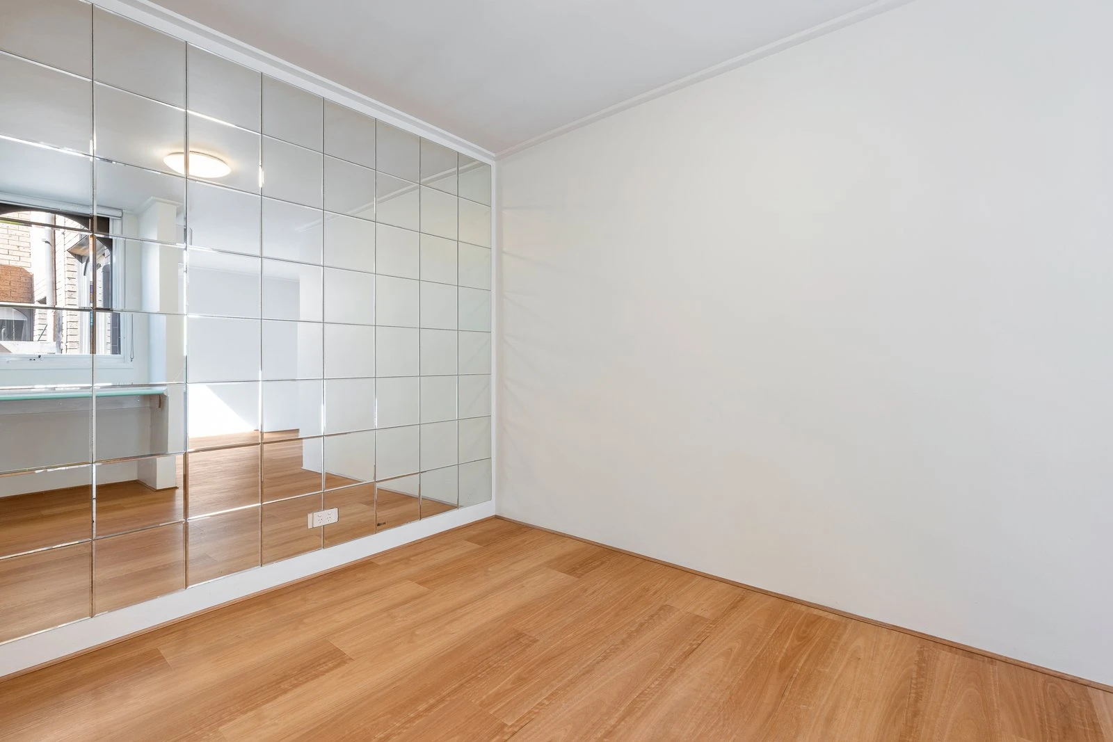 9/122-126 Milton Parade, Glen Iris, 3146