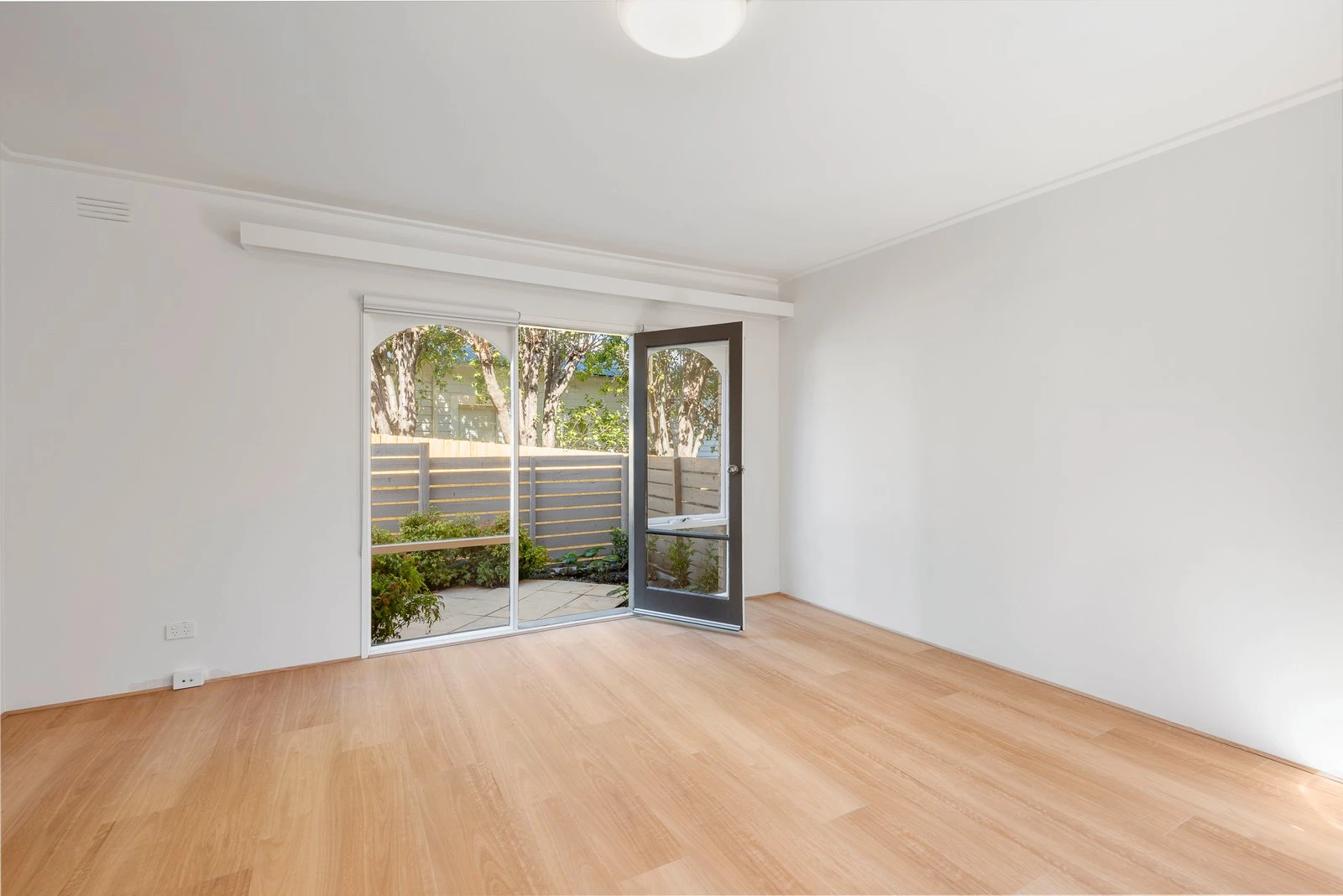 9/122-126 Milton Parade, Glen Iris, 3146