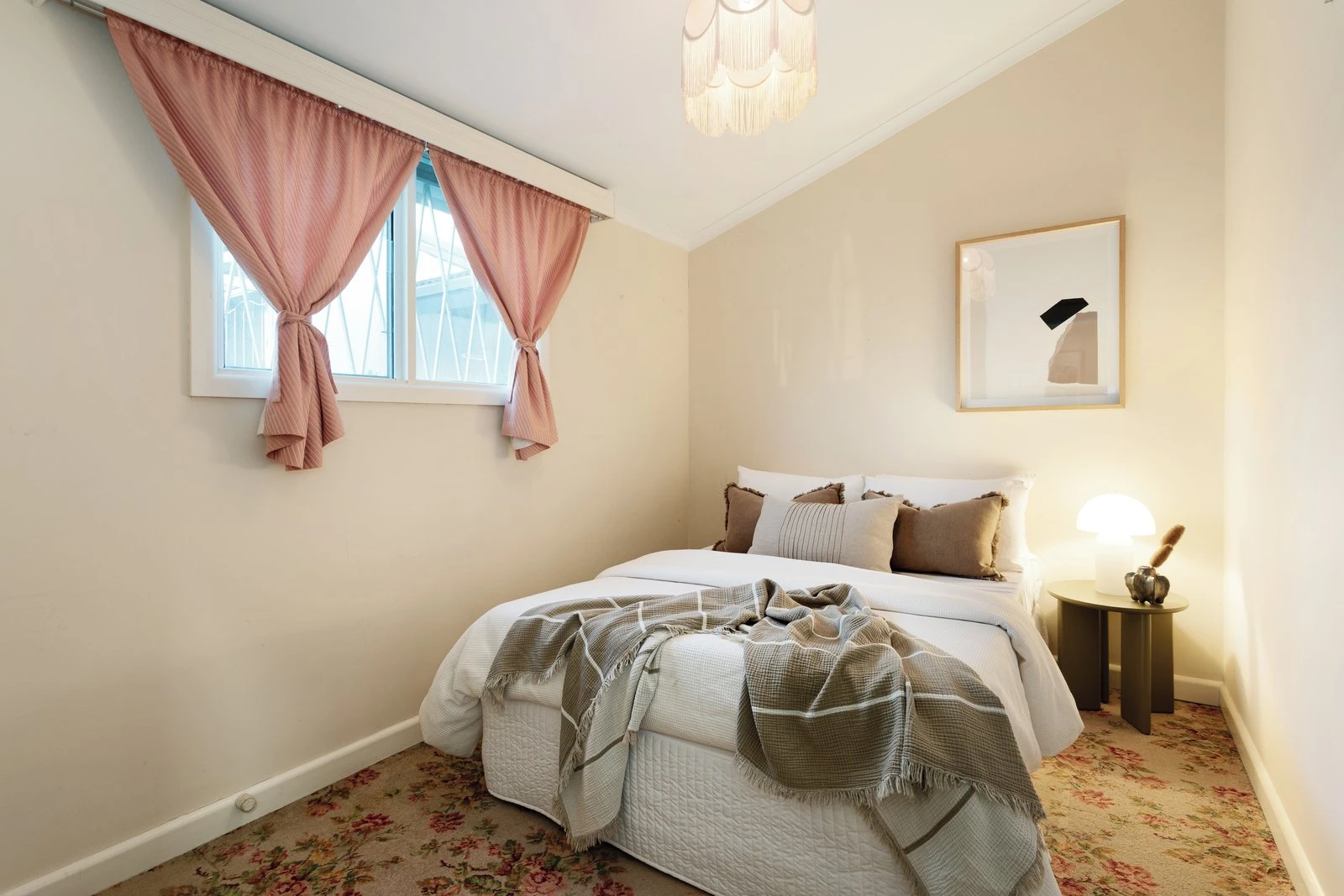 92 Windella Avenue, Kew East, 3102