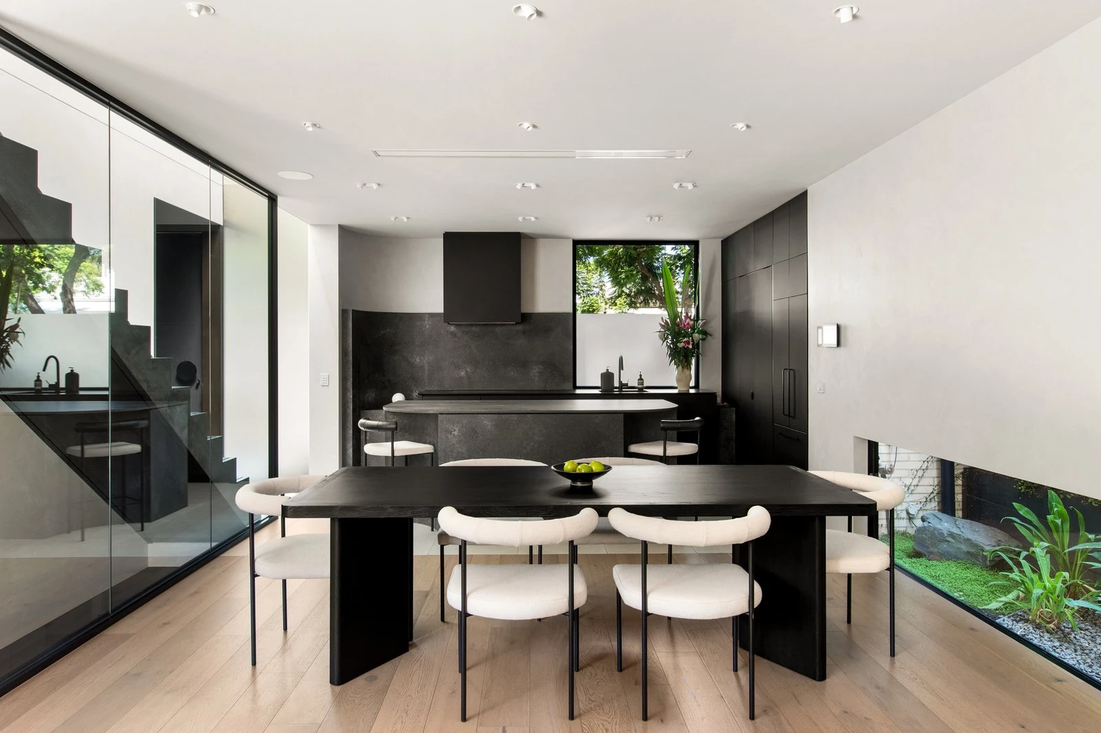 96-98 Napier Street, South Melbourne, 3205