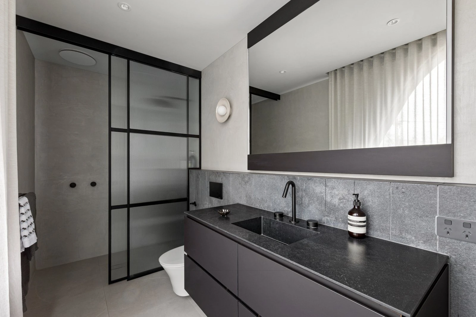 96-98 Napier Street, South Melbourne, 3205
