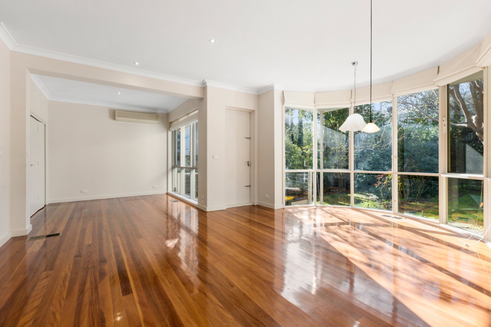 1 Nola Court, Toorak, 3142