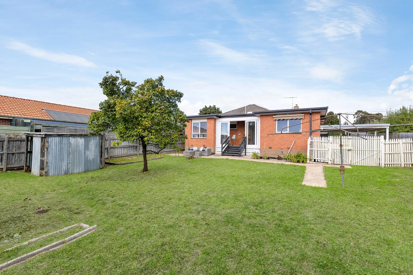 1 Bellevue Avenue, Burwood East, 3151