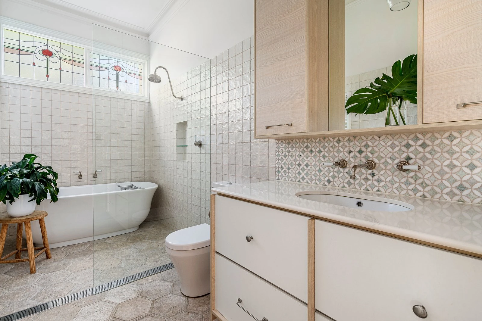 1 Vincent Street, Surrey Hills, 3127