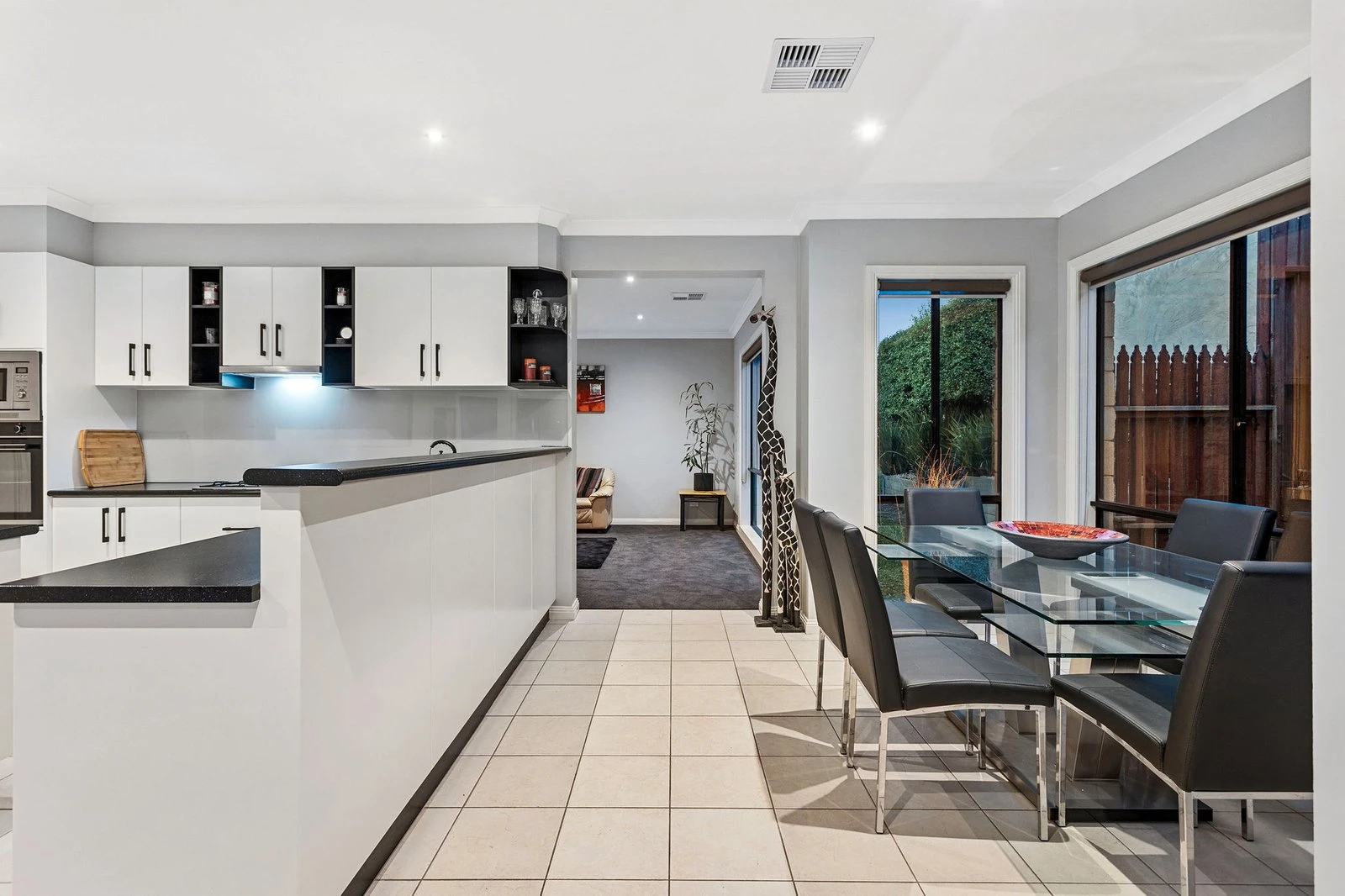 10 Cambridge Court, Mornington, 3931