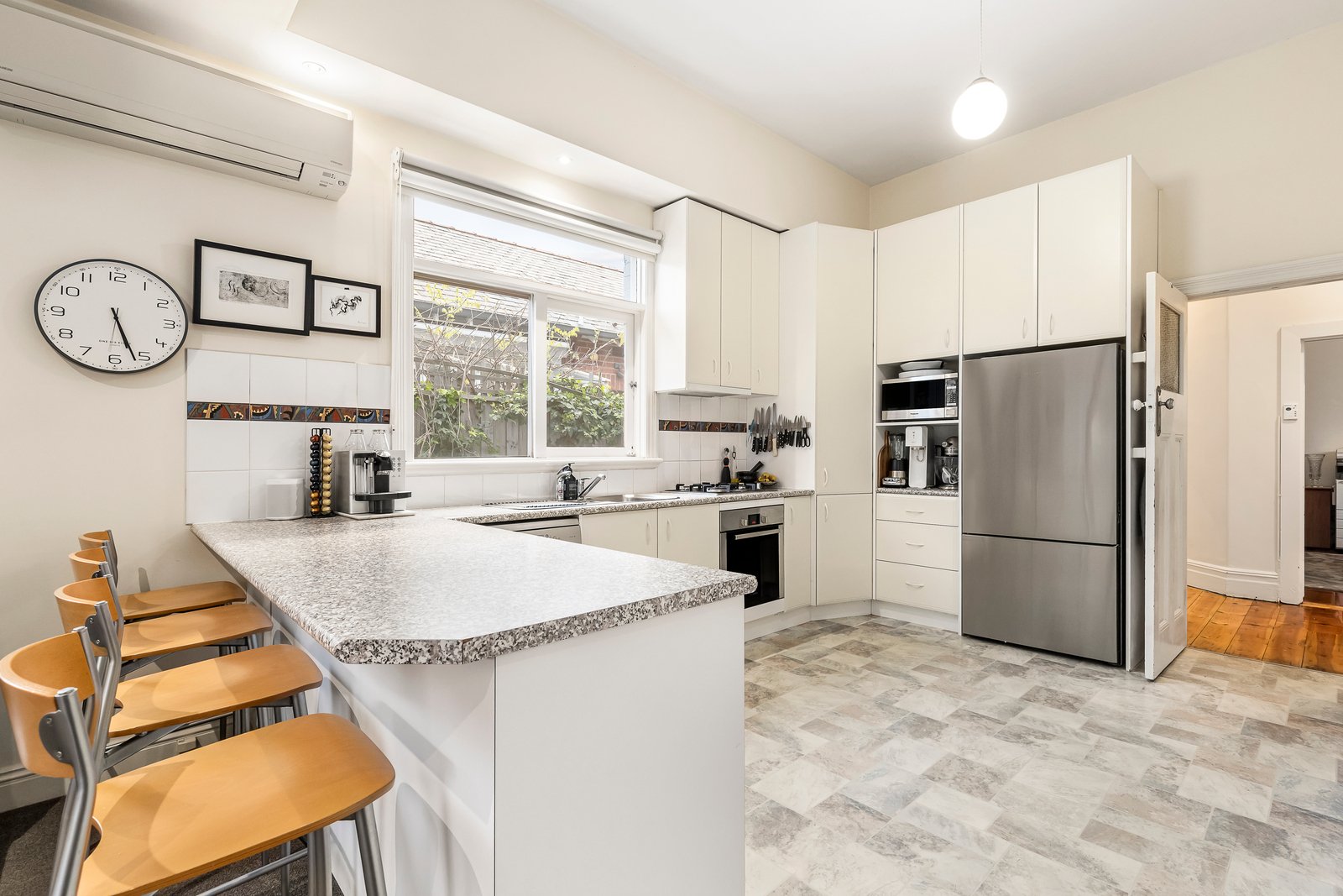 10 Deepdene Road, Deepdene, 3103