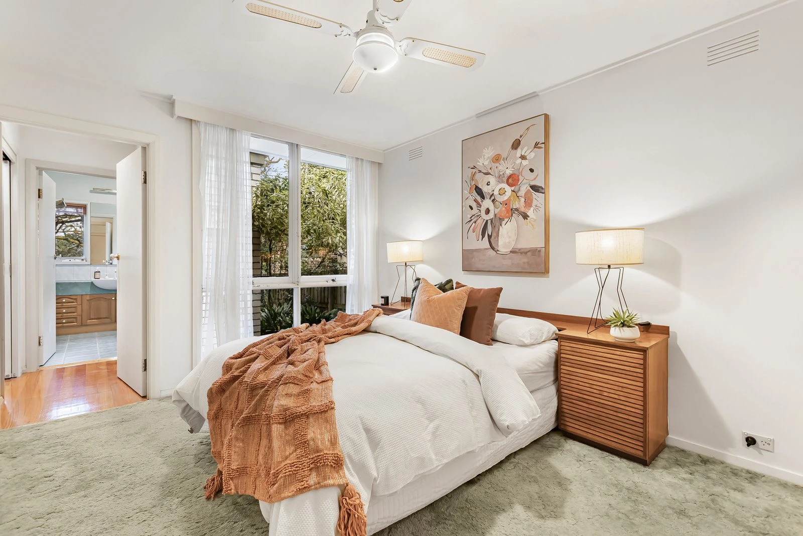 10 Feathertop Avenue, Templestowe Lower, 3107