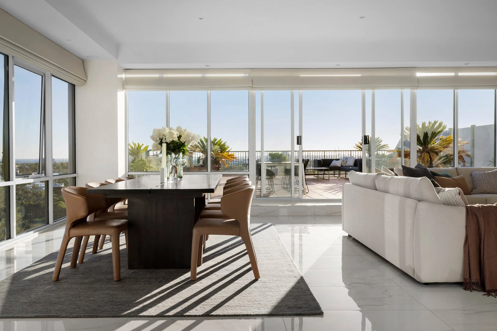 1002/15 Queens Road, Melbourne, 3004