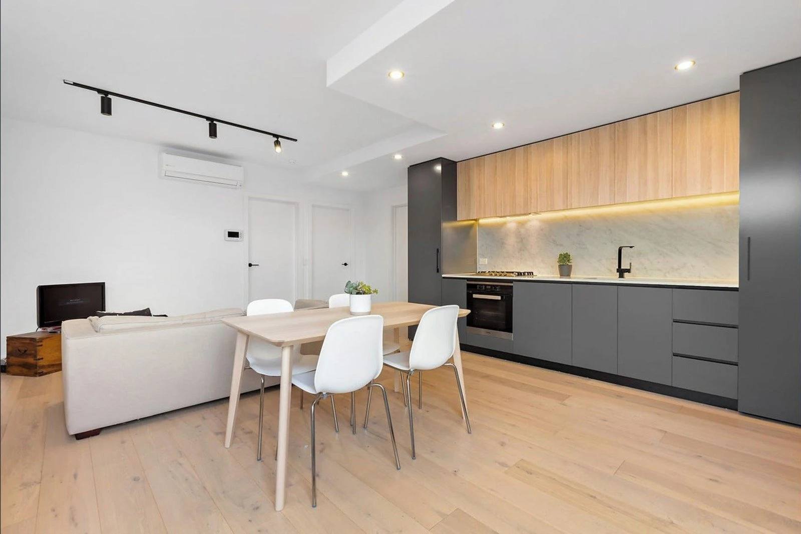 101/8 Gordon Grove, Malvern, 3144