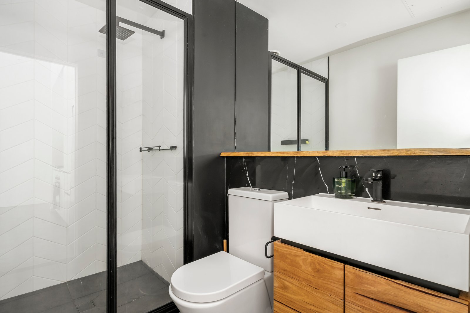 10/205 Burnley Street, Richmond, 3121