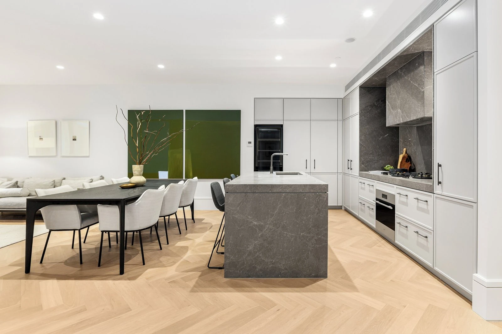 102/380 Albert Street, East Melbourne, 3002