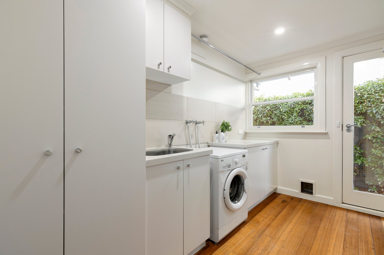 11 Hazeldine Road, Glen Iris, 3146