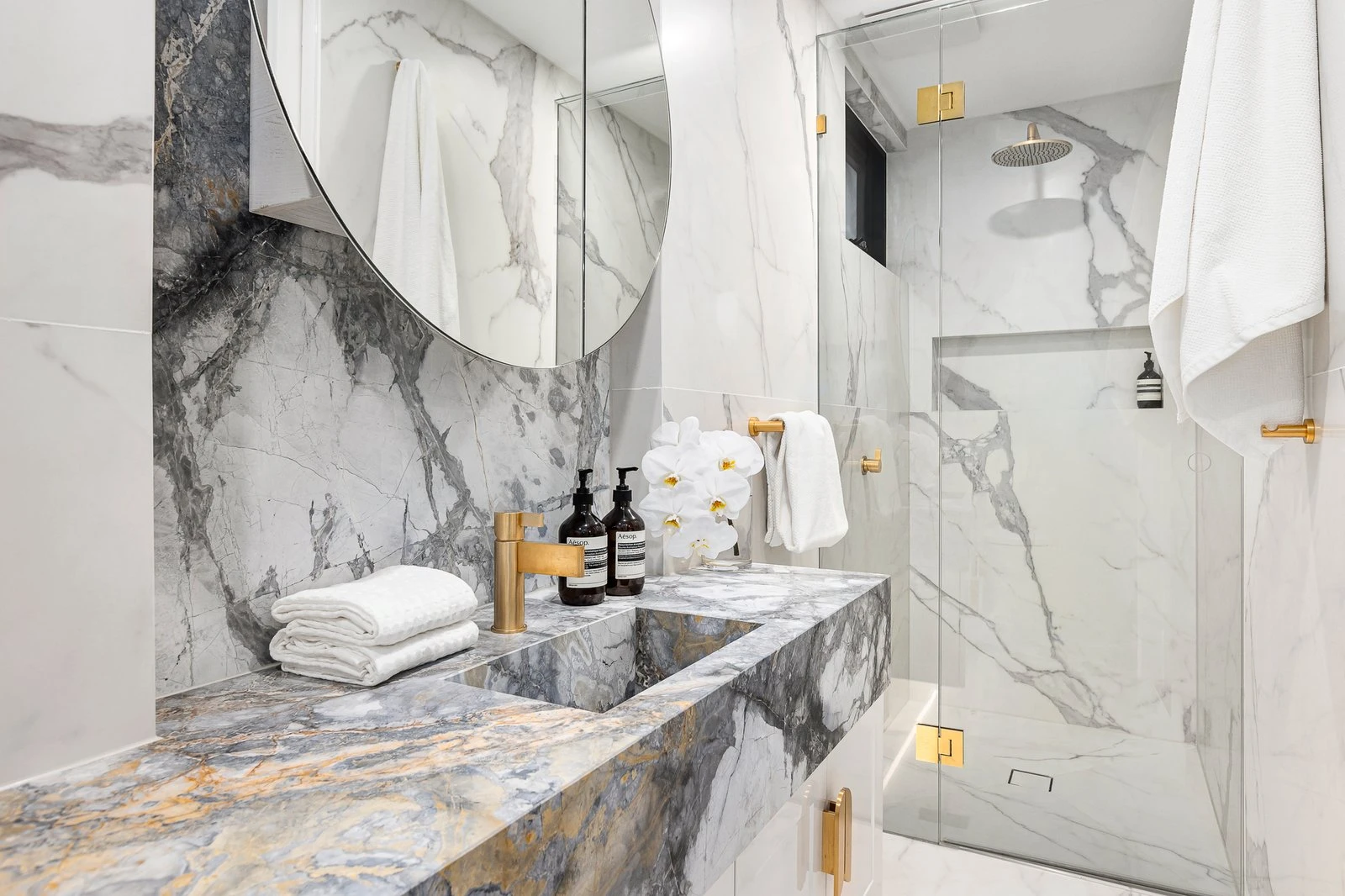 11 Rothesay Avenue, Brighton, 3186