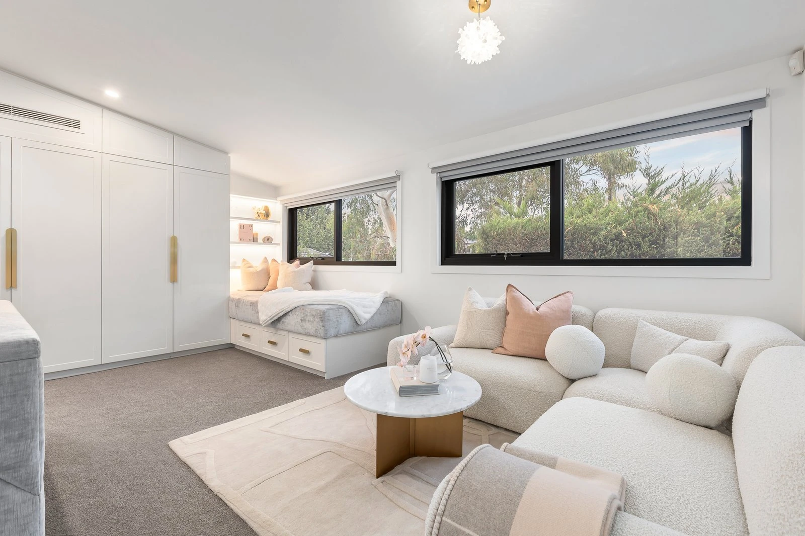 11 Rothesay Avenue, Brighton, 3186