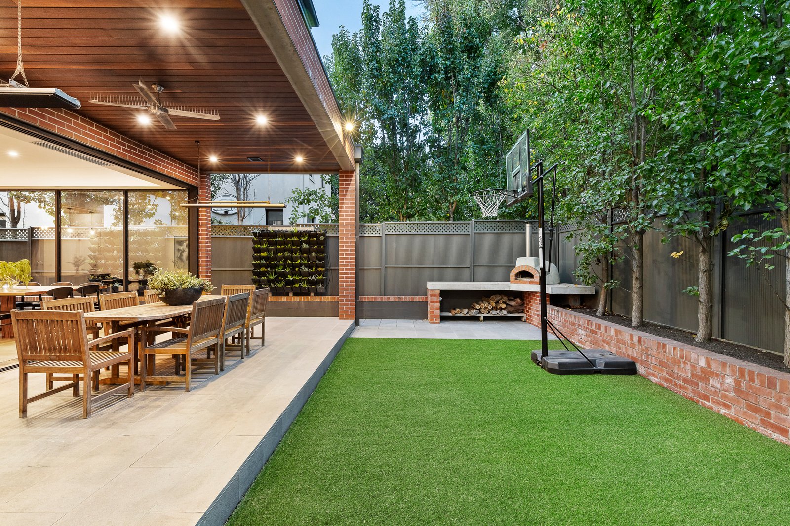11 Salisbury Grove, Hawthorn, 3122