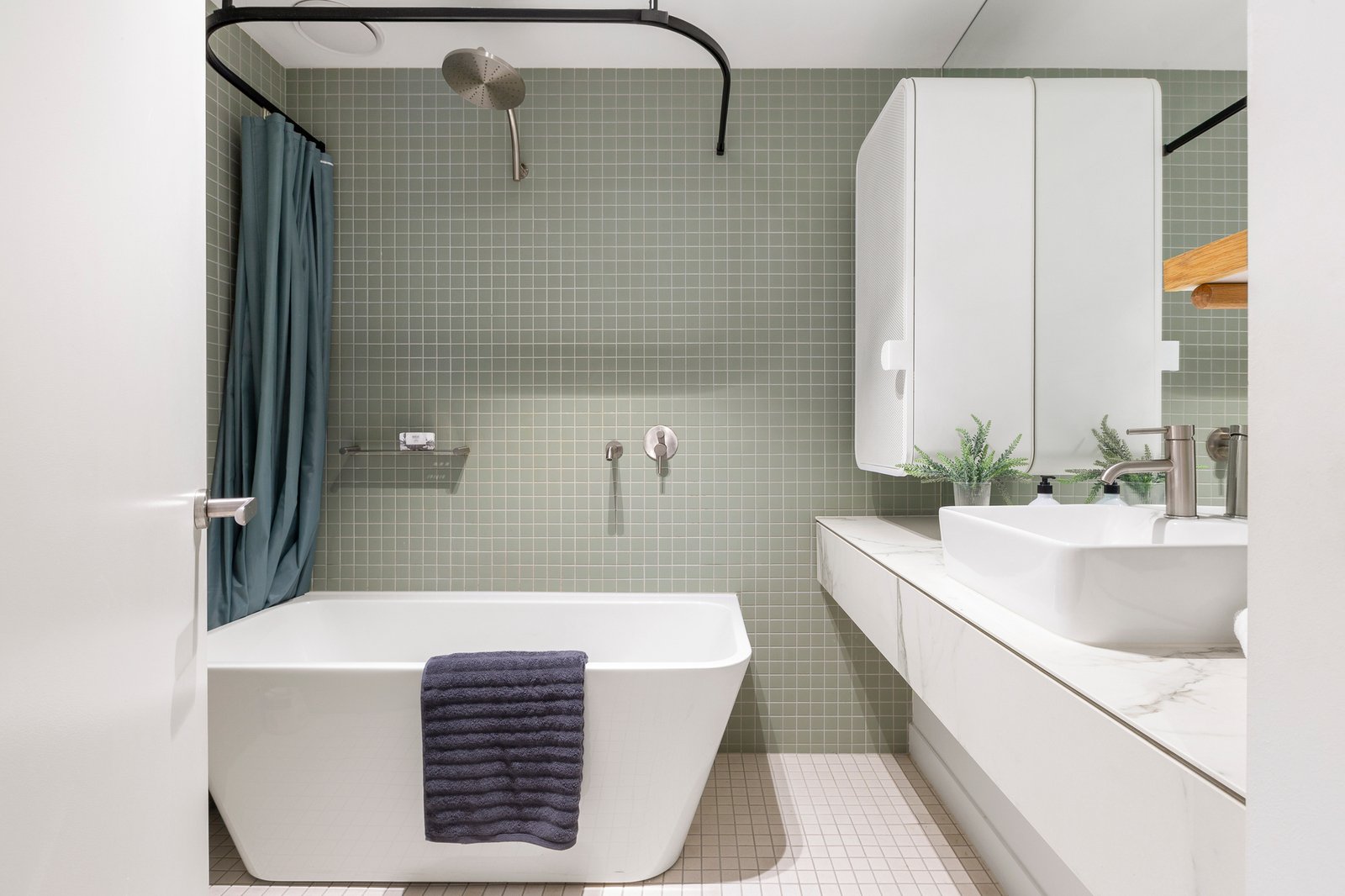 110/8 Luton Lane, Hawthorn, 3122