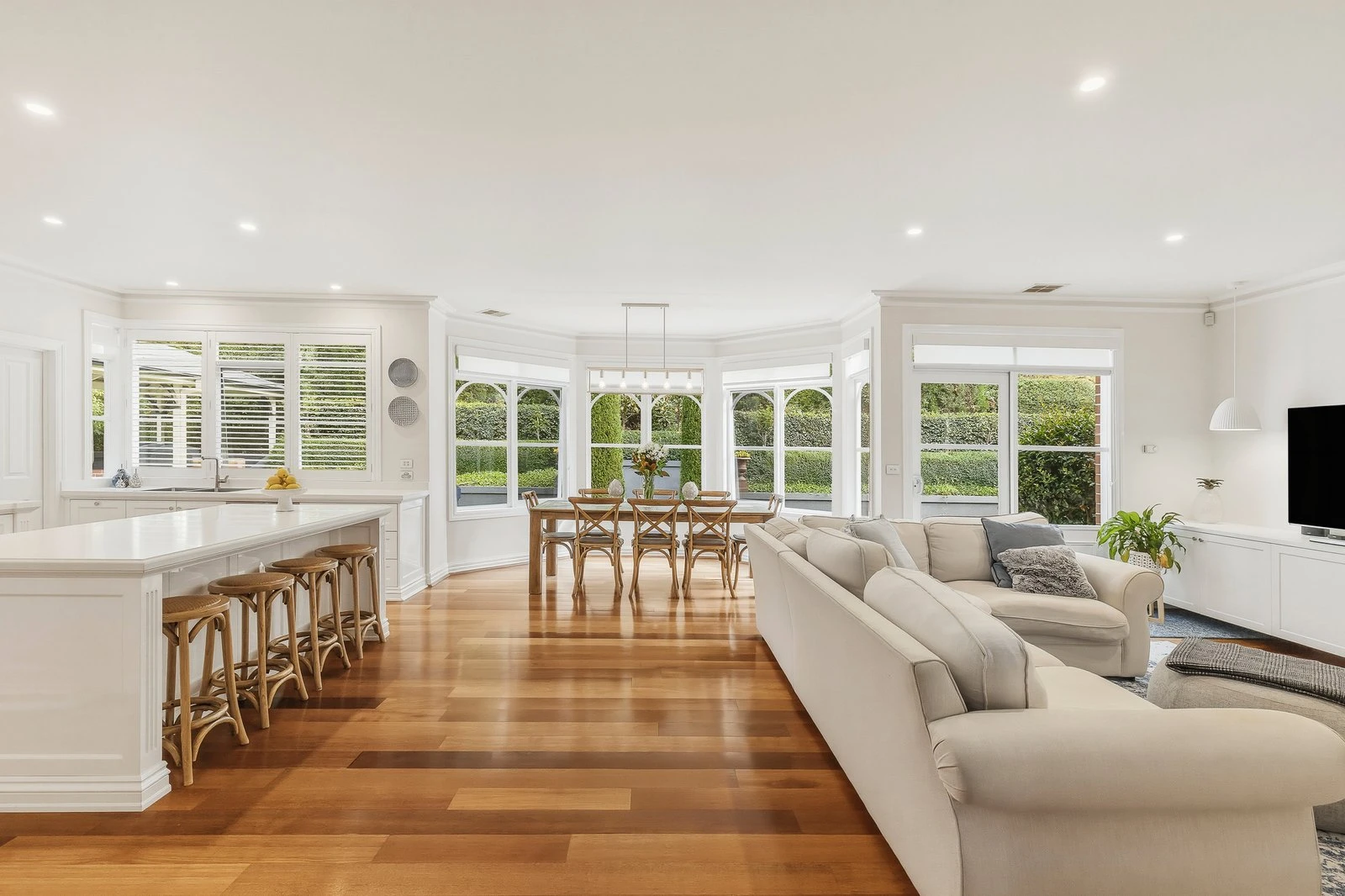 110-114 Hall Road, Warrandyte South, 3134