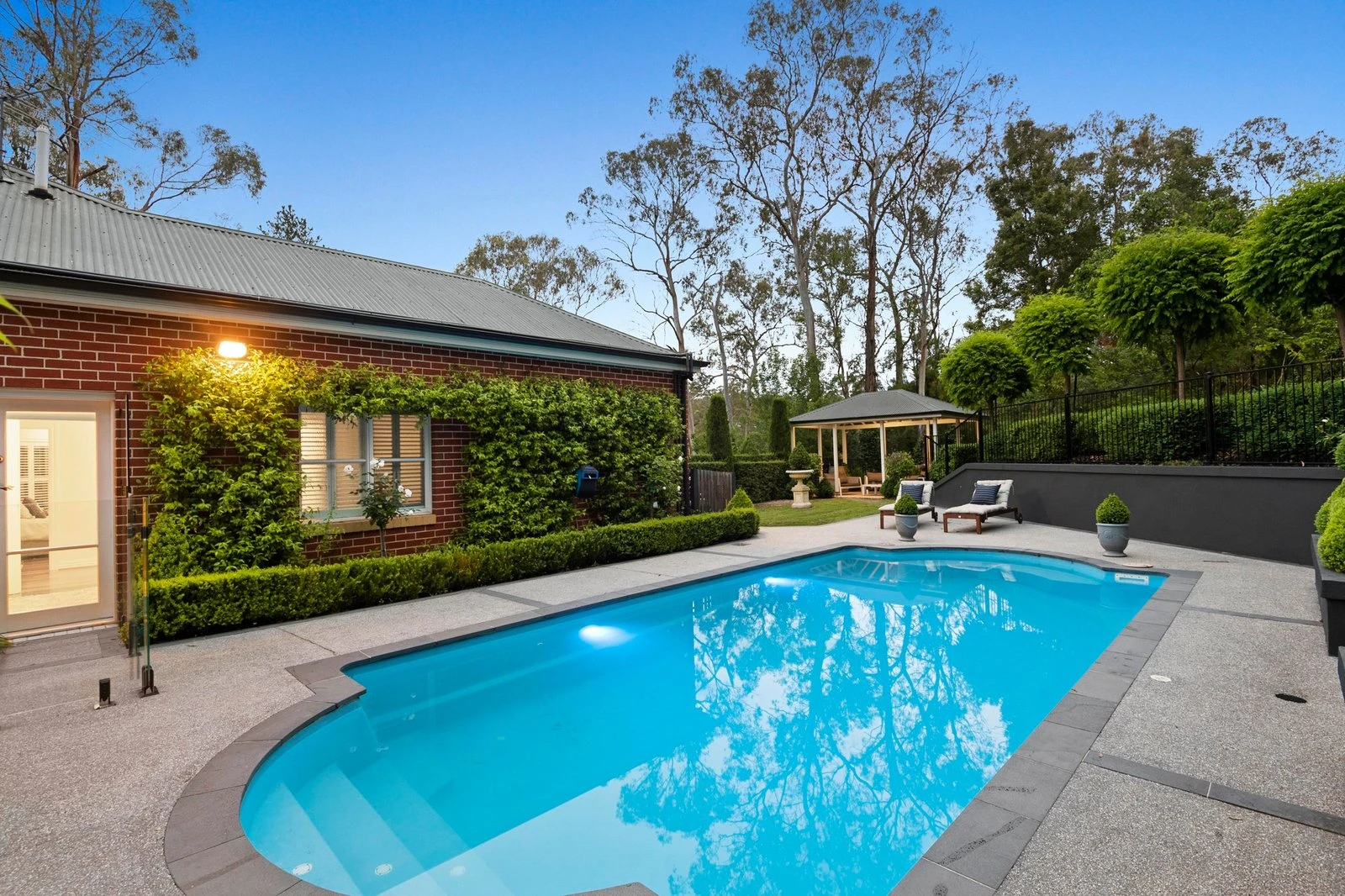 110-114 Hall Road, Warrandyte South, 3134