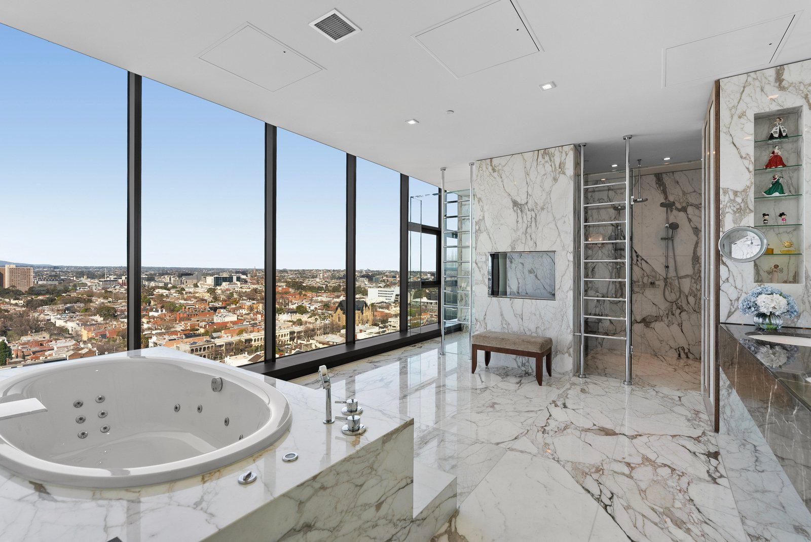 1102/150 Clarendon Street, East Melbourne, 3002