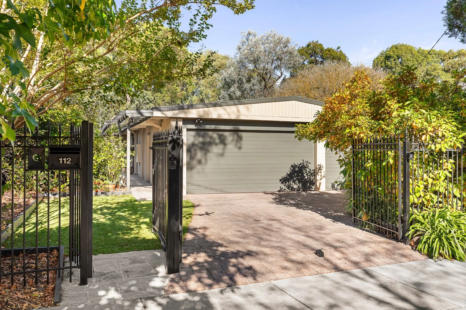112 Great Valley Road, Glen Iris, 3146