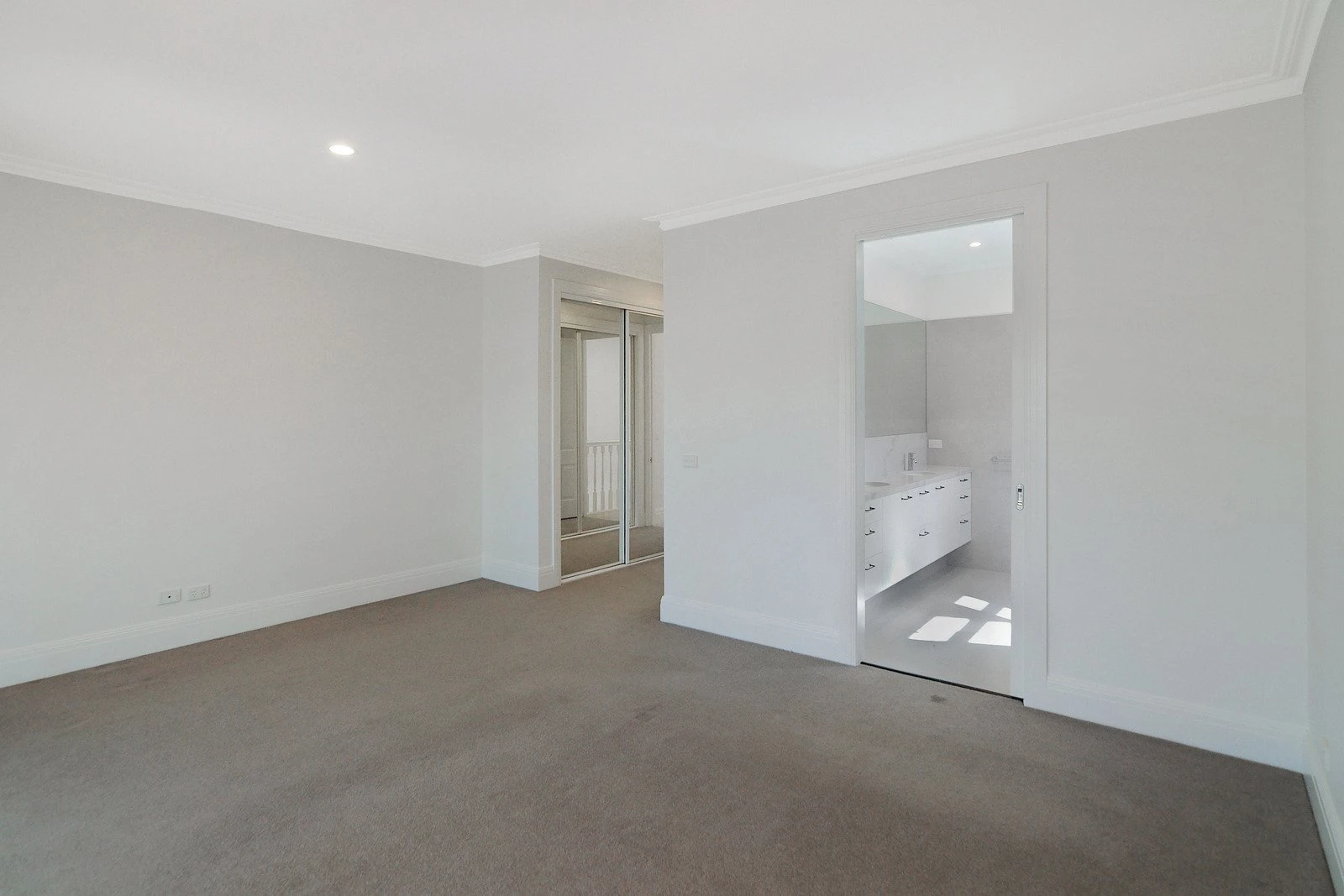 11B Louis Street, Glen Iris, 3146