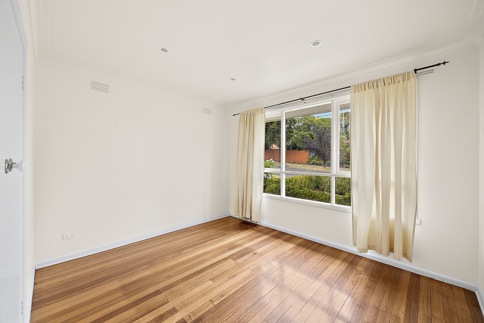 12 Toinette Court, Doncaster East, 3109