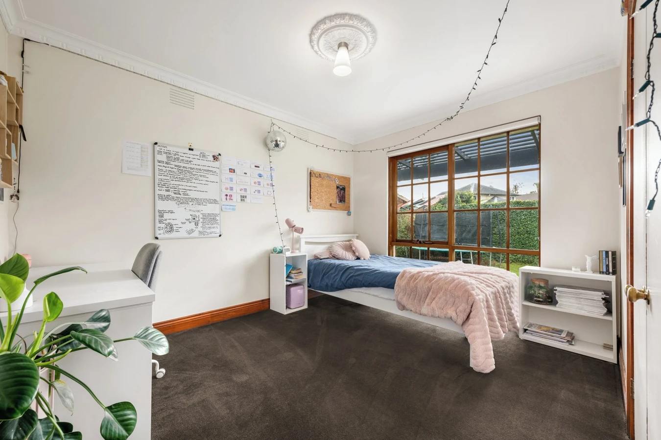 12 Bridge Street, Brighton, 3186