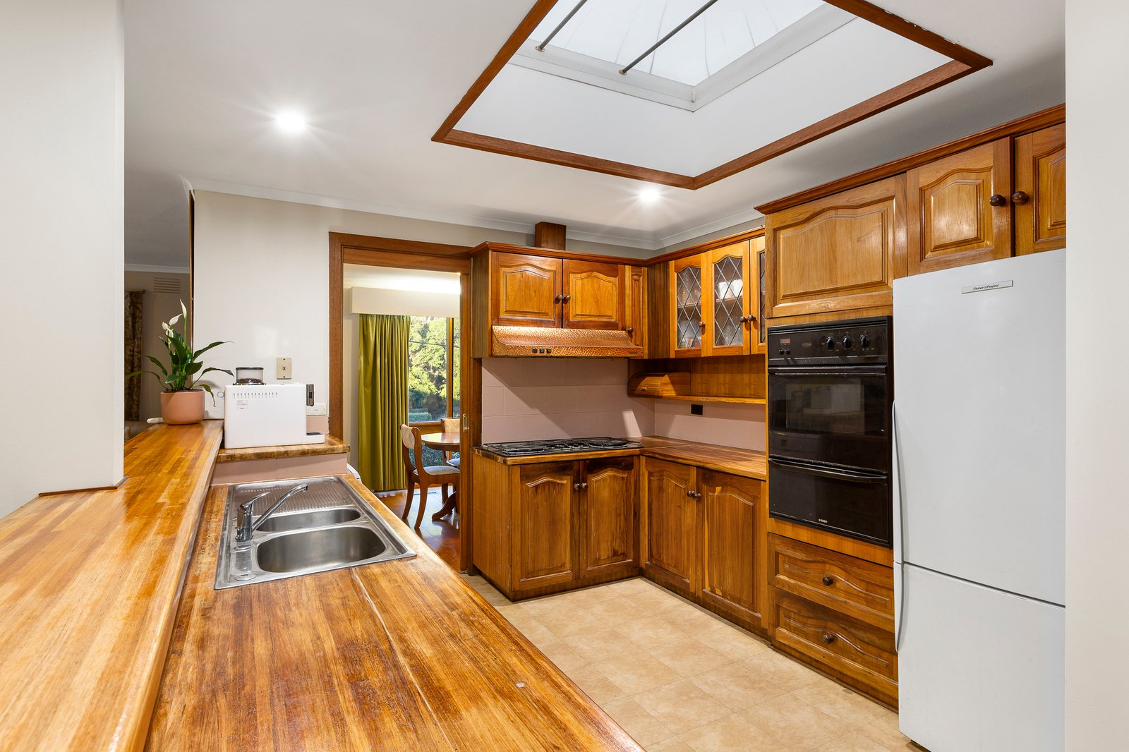 12 Minerva Avenue, Balwyn North, 3104