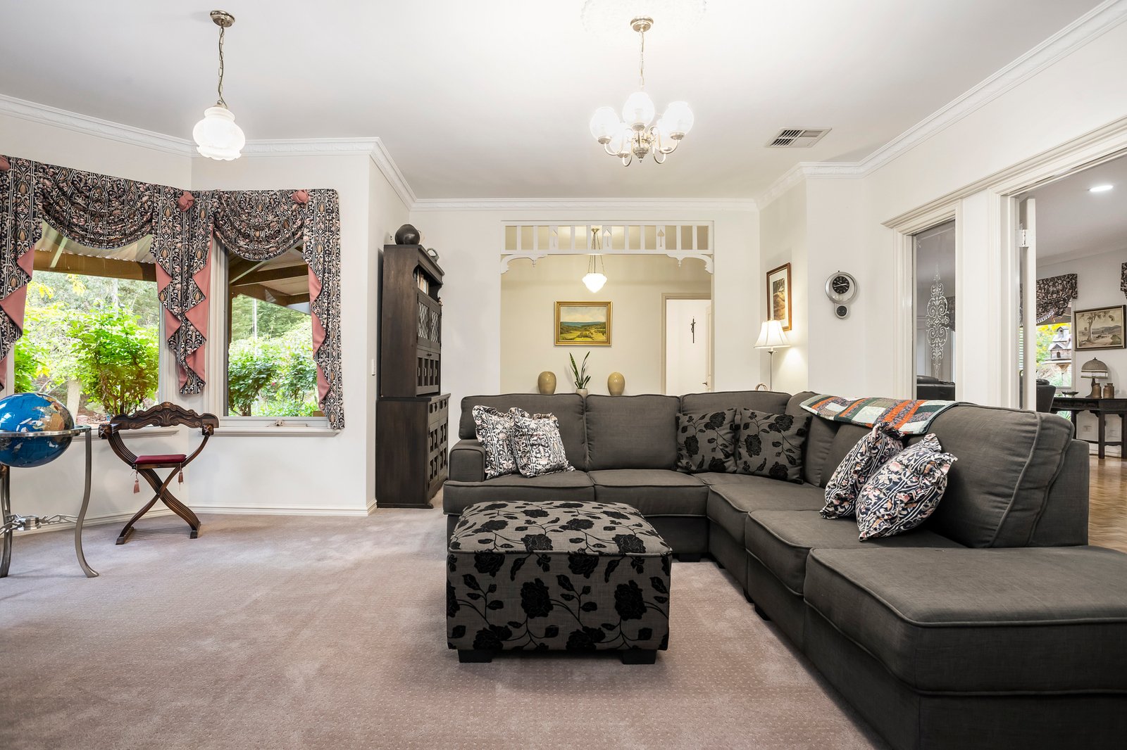 12 Raymond Elliot Court, Park Orchards, 3114