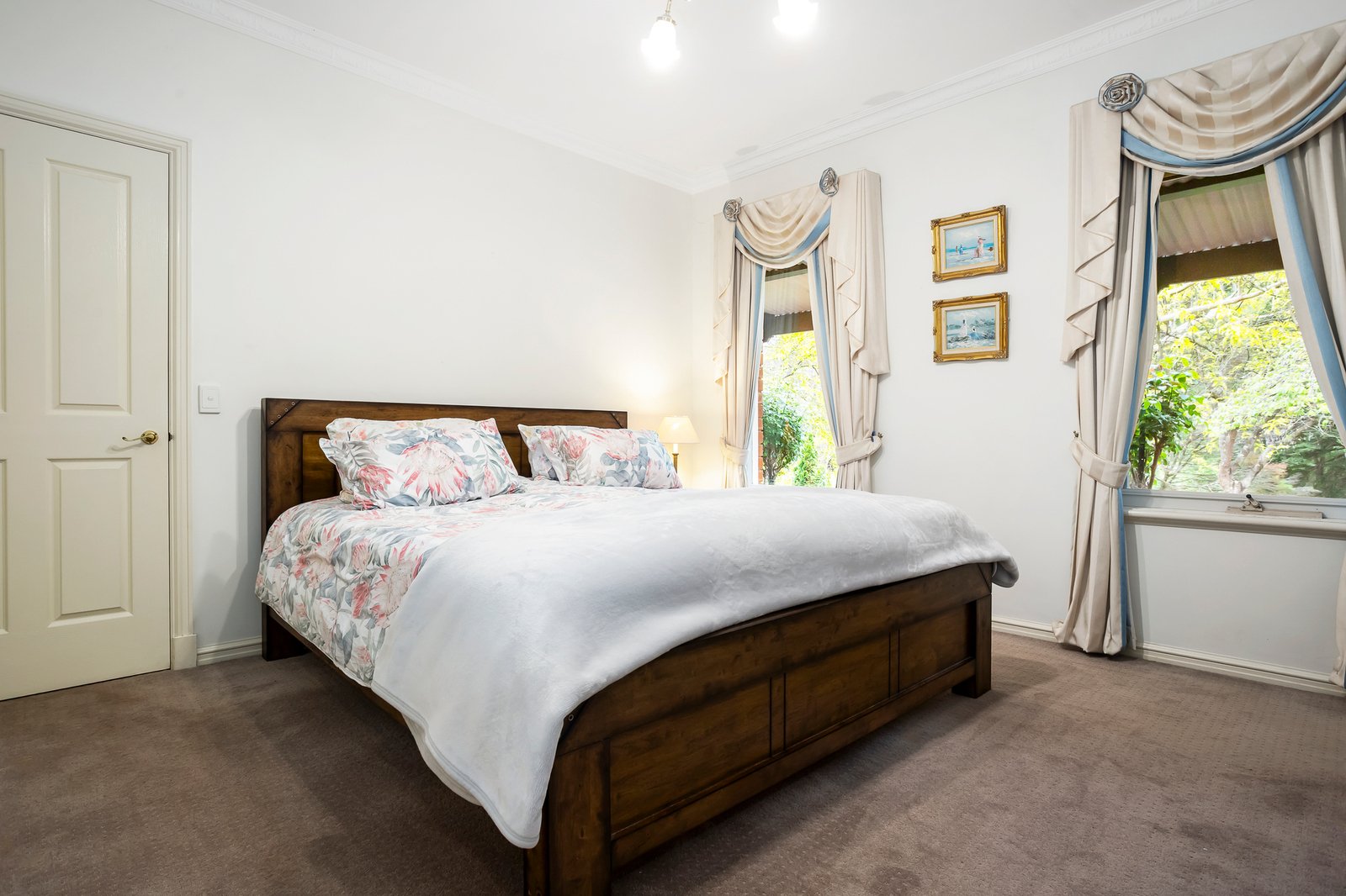 12 Raymond Elliot Court, Park Orchards, 3114