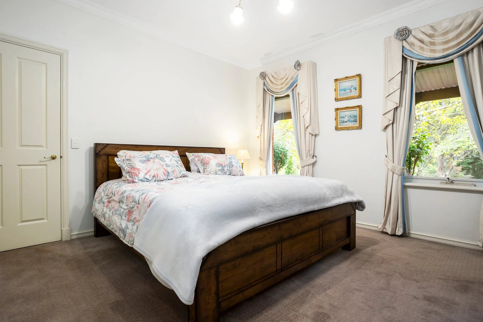 12 Raymond Elliot Court, Park Orchards, 3114