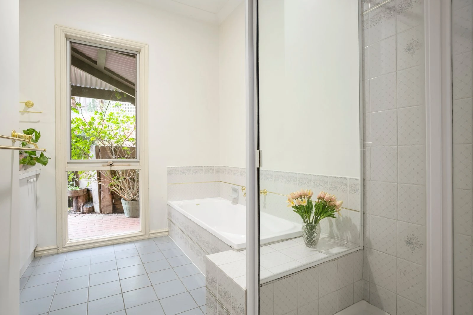 12 Raymond Elliot Court, Park Orchards, 3114