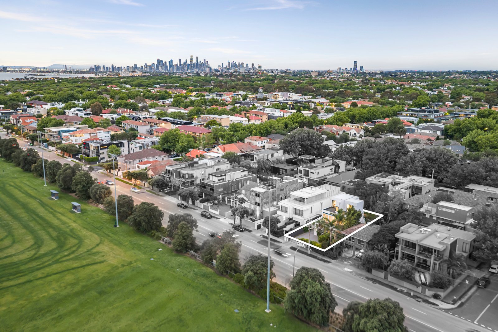 123 Ormond Esplanade, Elwood, 3184