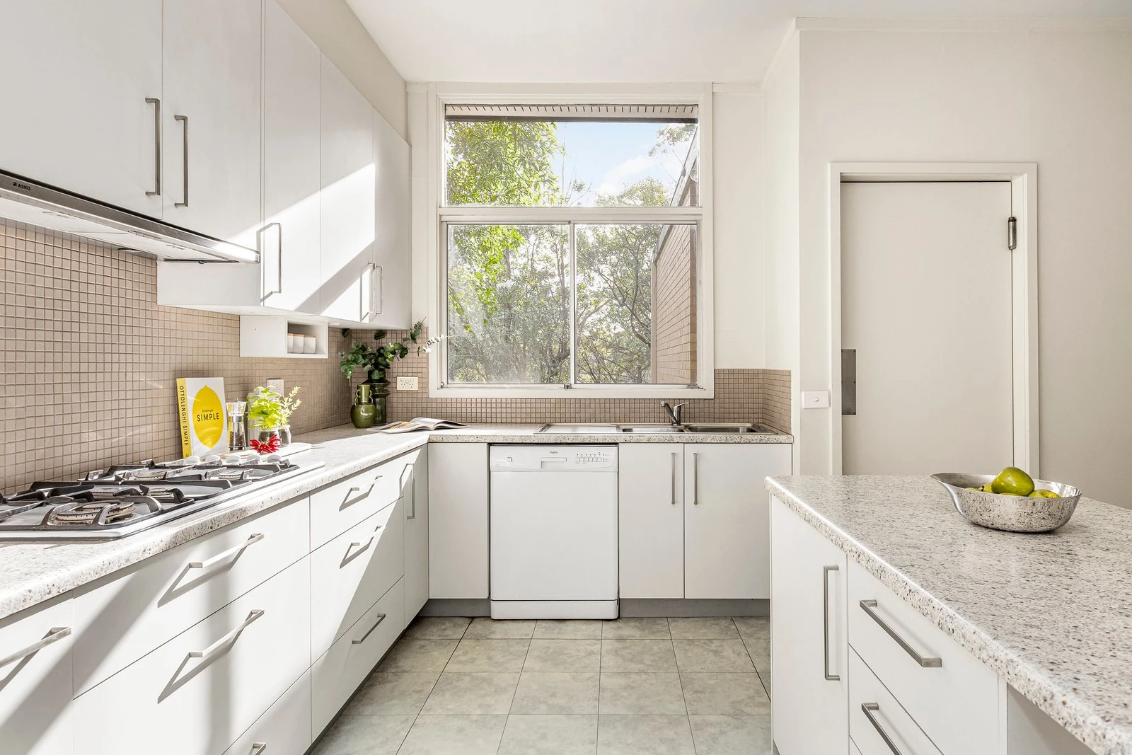 13 The Boulevard, Balwyn North, 3104