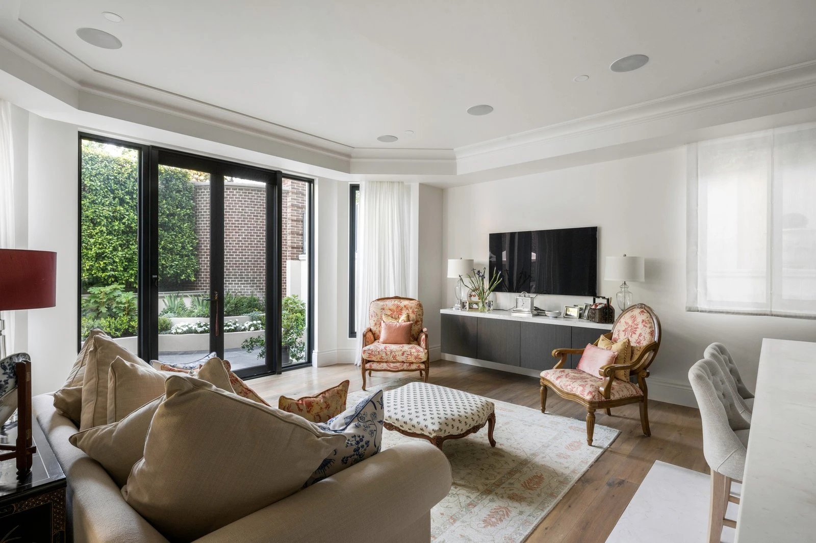 1/3 Douglas Street, Toorak, 3142