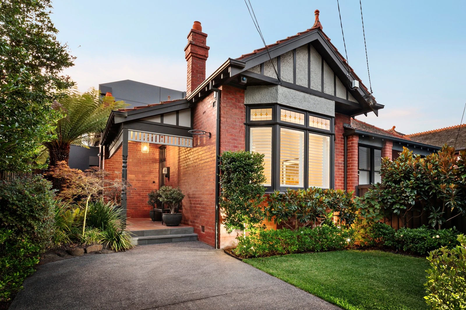 13 Douglas Street, Malvern East, 3145
