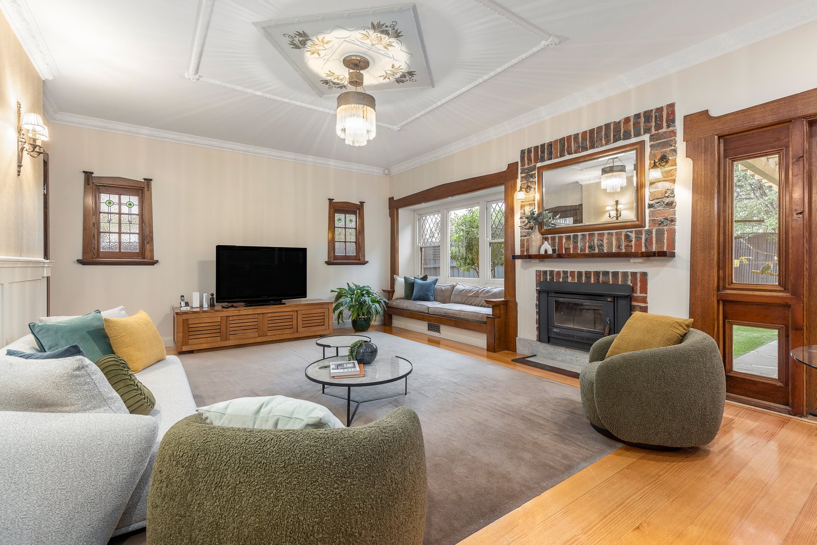 13 Summerhill Road, Glen Iris, 3146