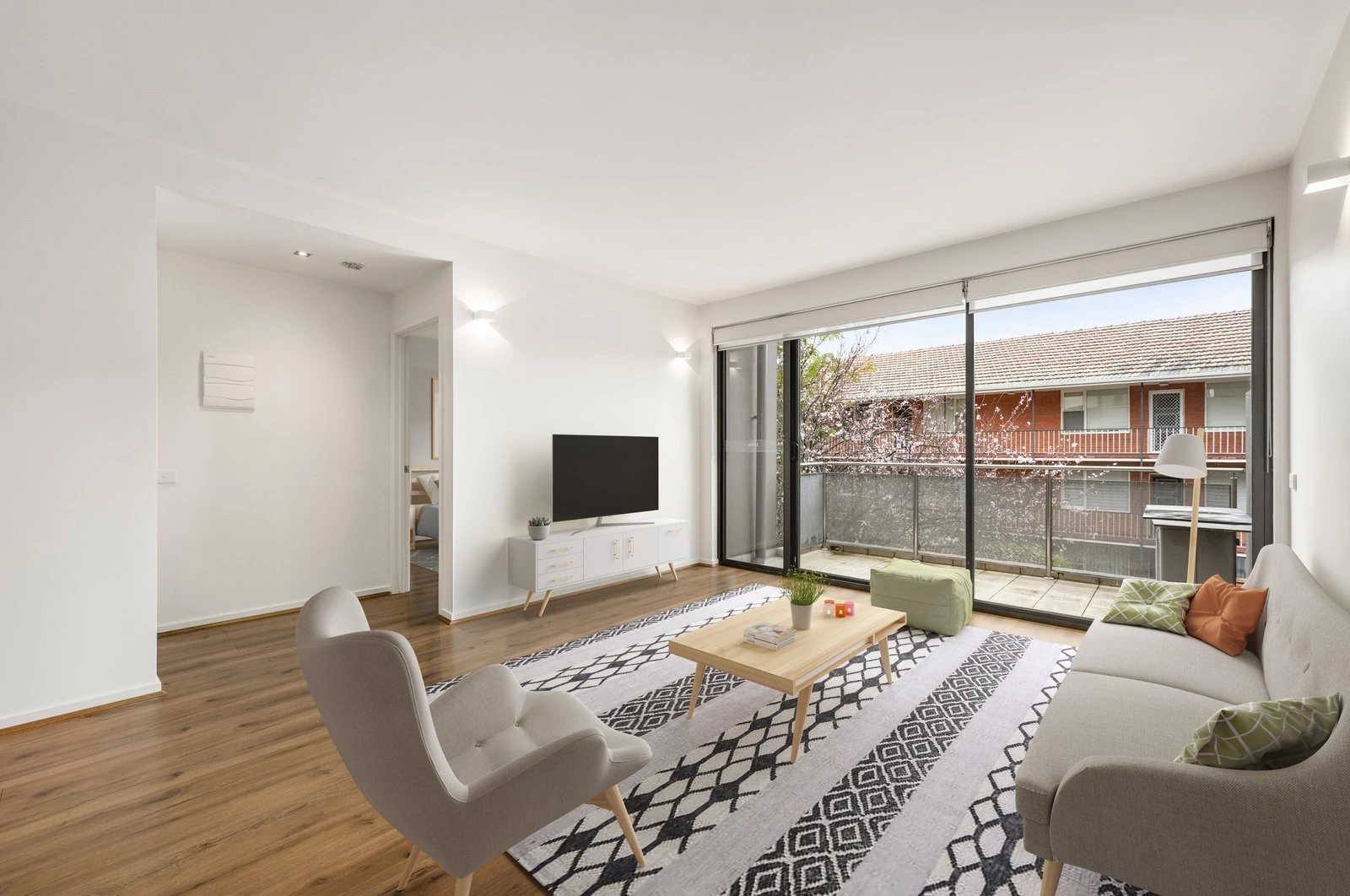 13/561 Glenferrie Road, Hawthorn, Vic