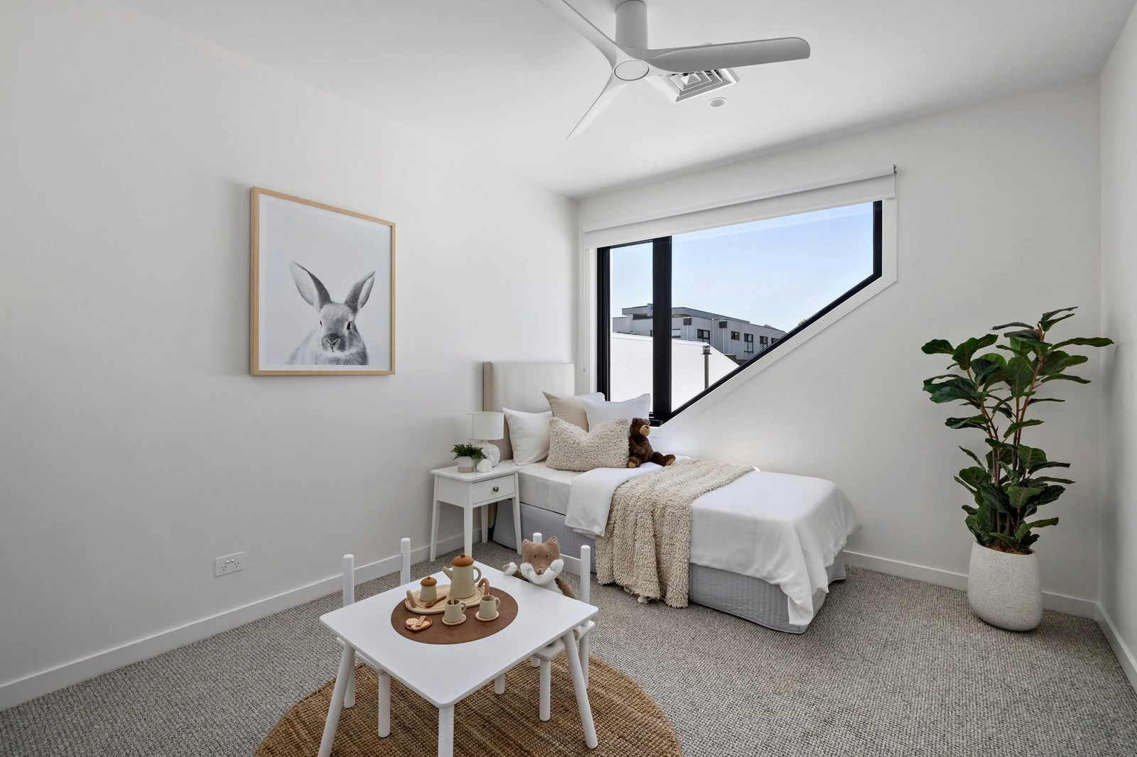 17A Seaton Road, Mornington, 3931