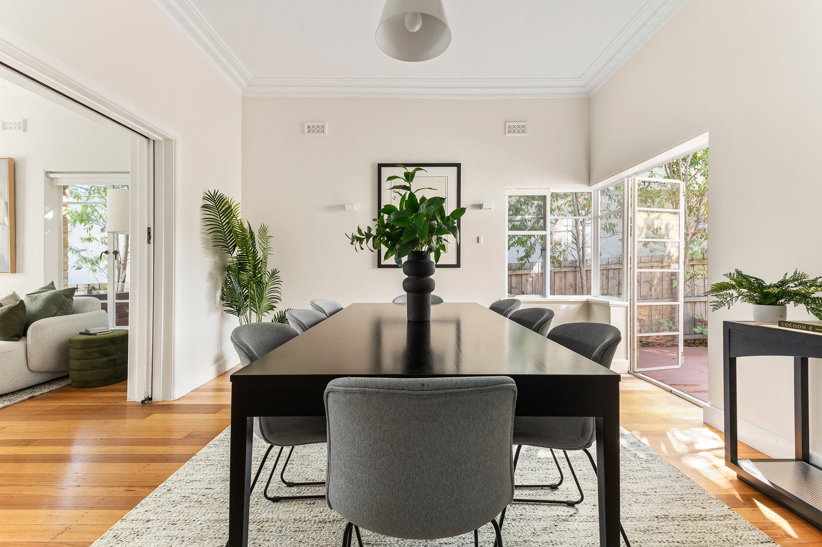 14 White Avenue, Kew East, 3102