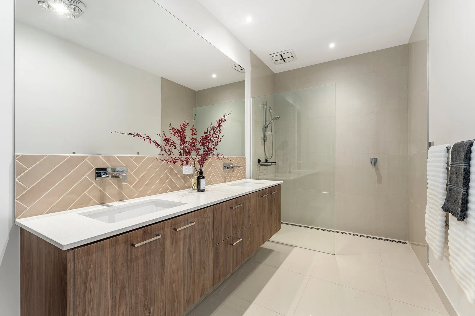 14 Dixon Street, Glen Iris, 3146