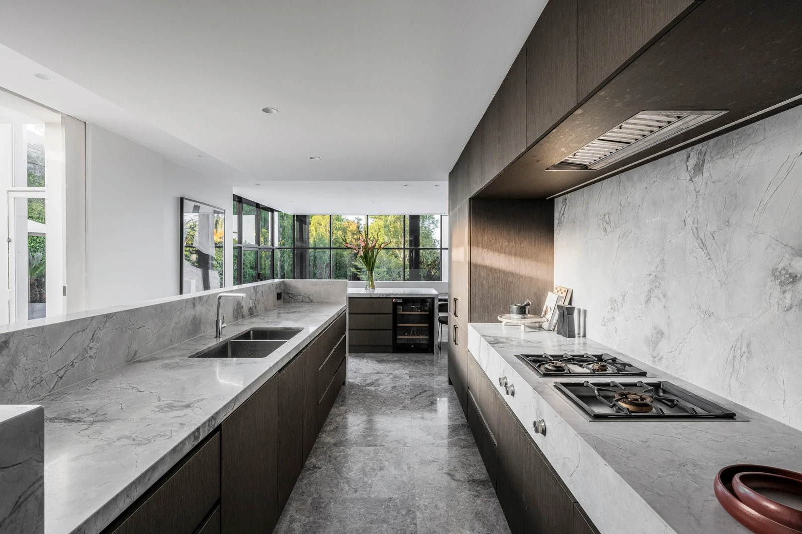 14 Linlithgow Road, Toorak, 3142