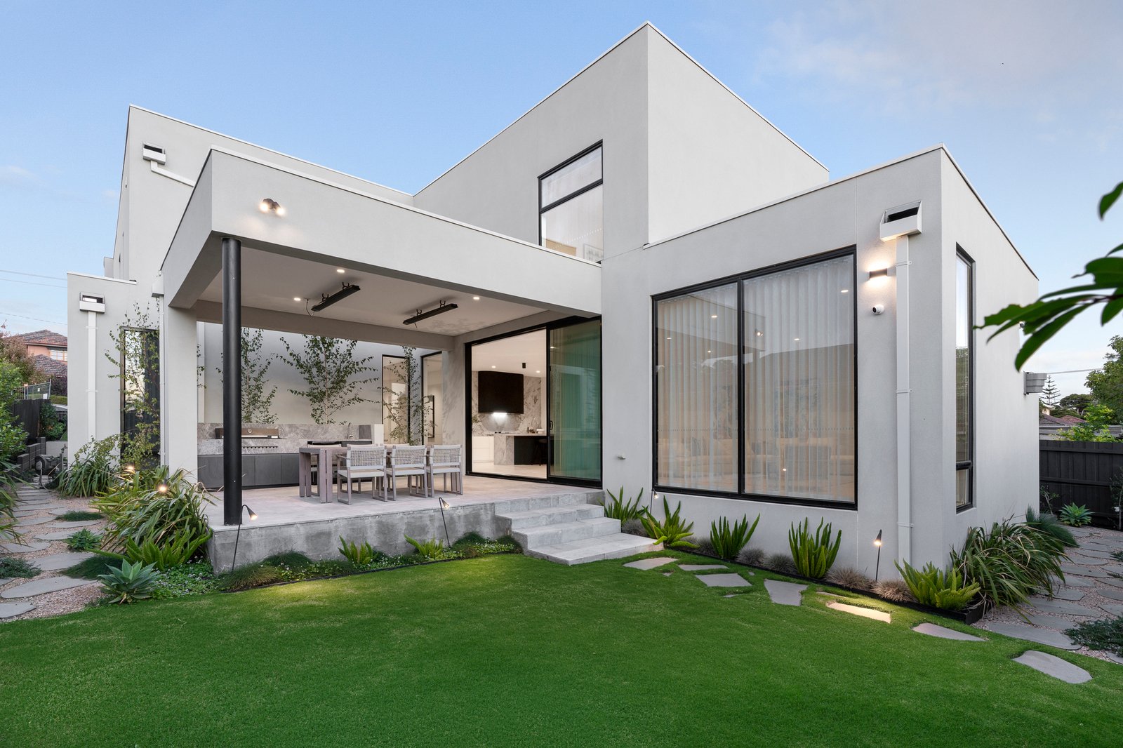 14 Lillian Street, Glen Iris, 3146