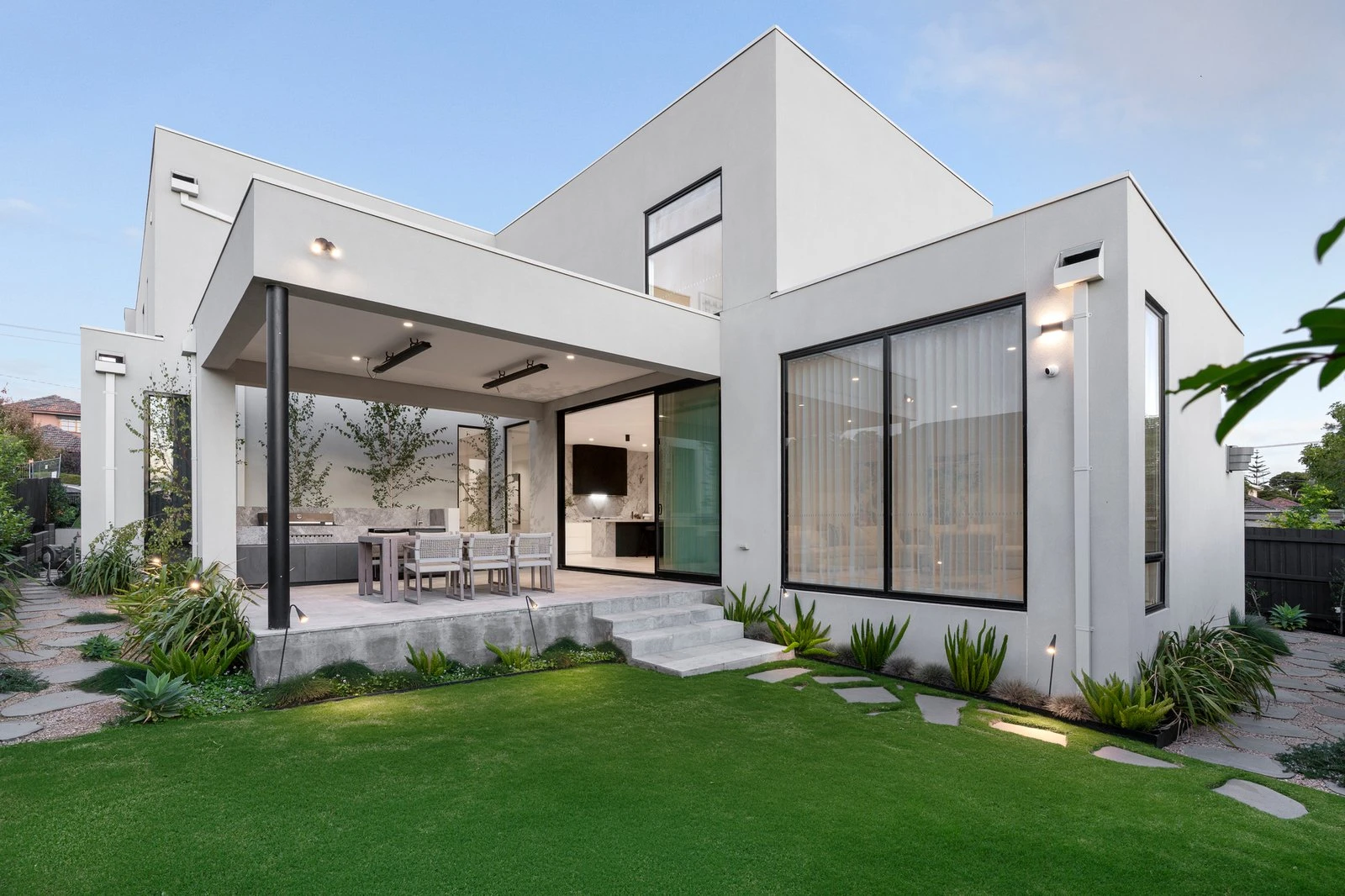 14 Lillian Street, Glen Iris, 3146