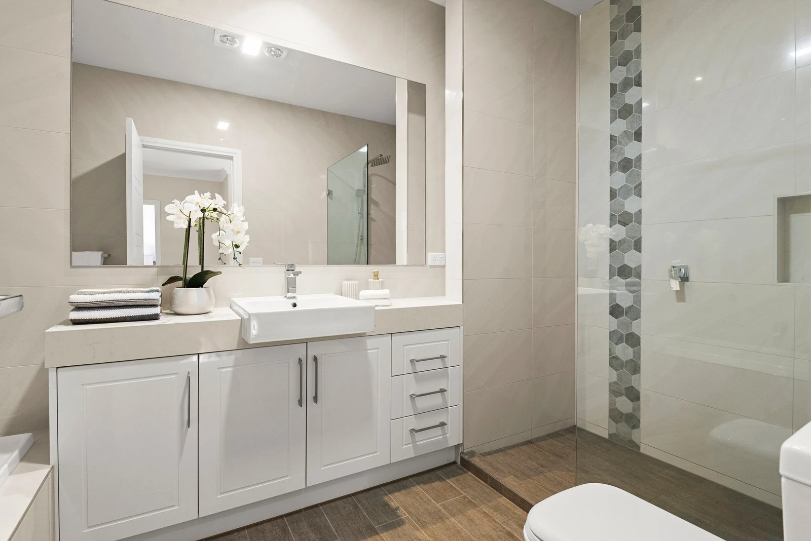 1/411-413 Highbury Road, Burwood, 3125