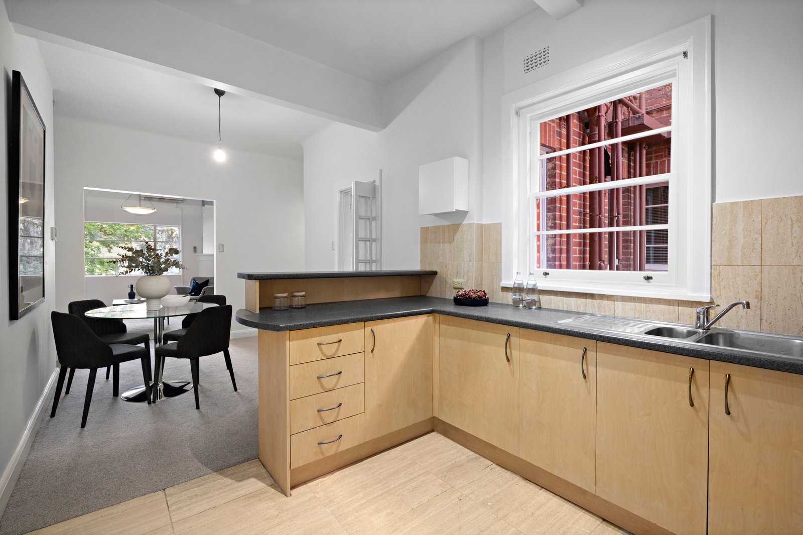 14/32 Queens Road, Melbourne, 3004