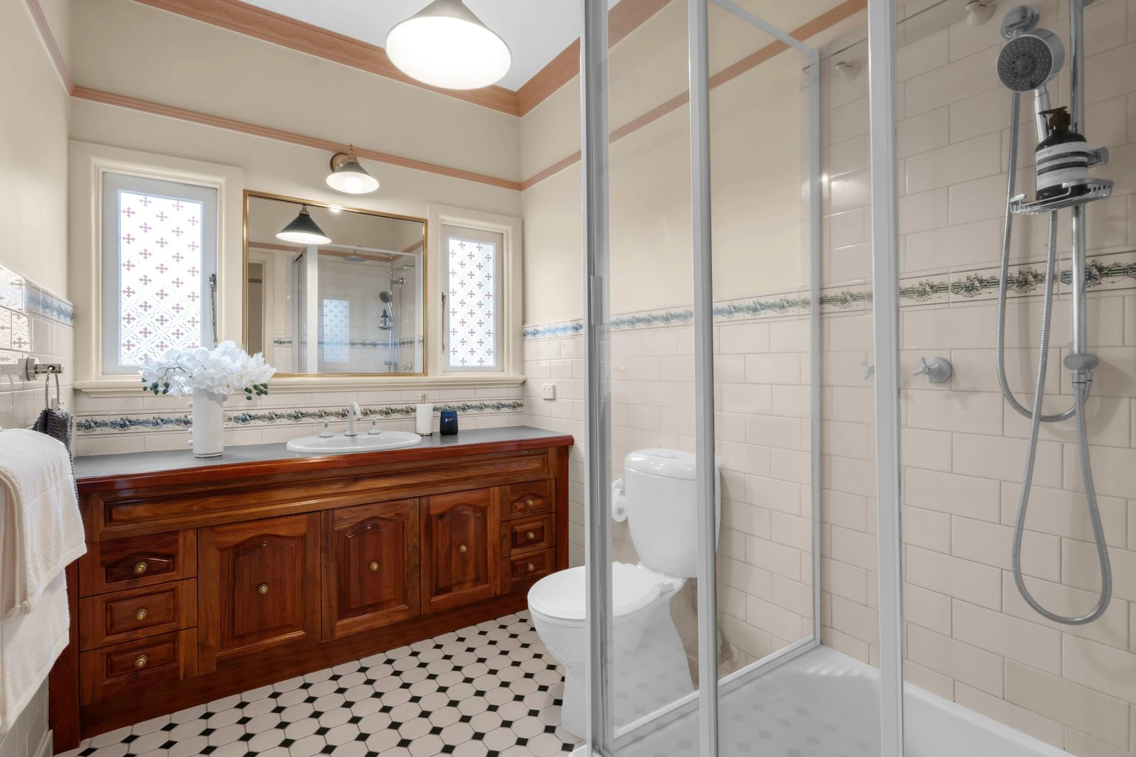 15 Boxleigh Grove, Box Hill North, 3129