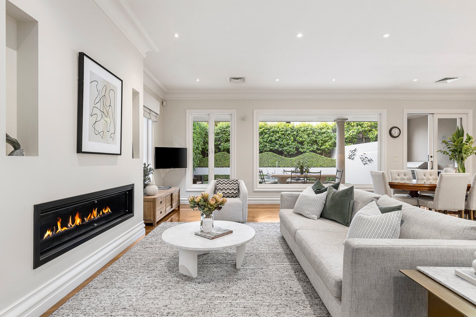 15 Chaucer Crescent, Canterbury, 3126