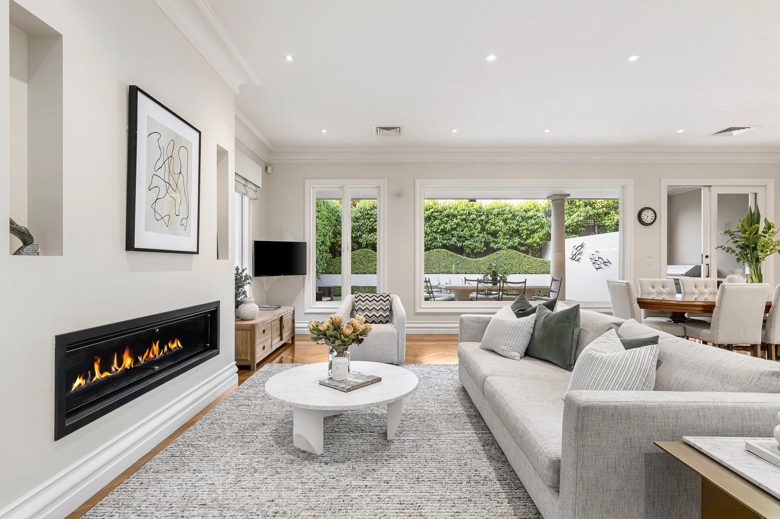 15 Chaucer Crescent, Canterbury, 3126