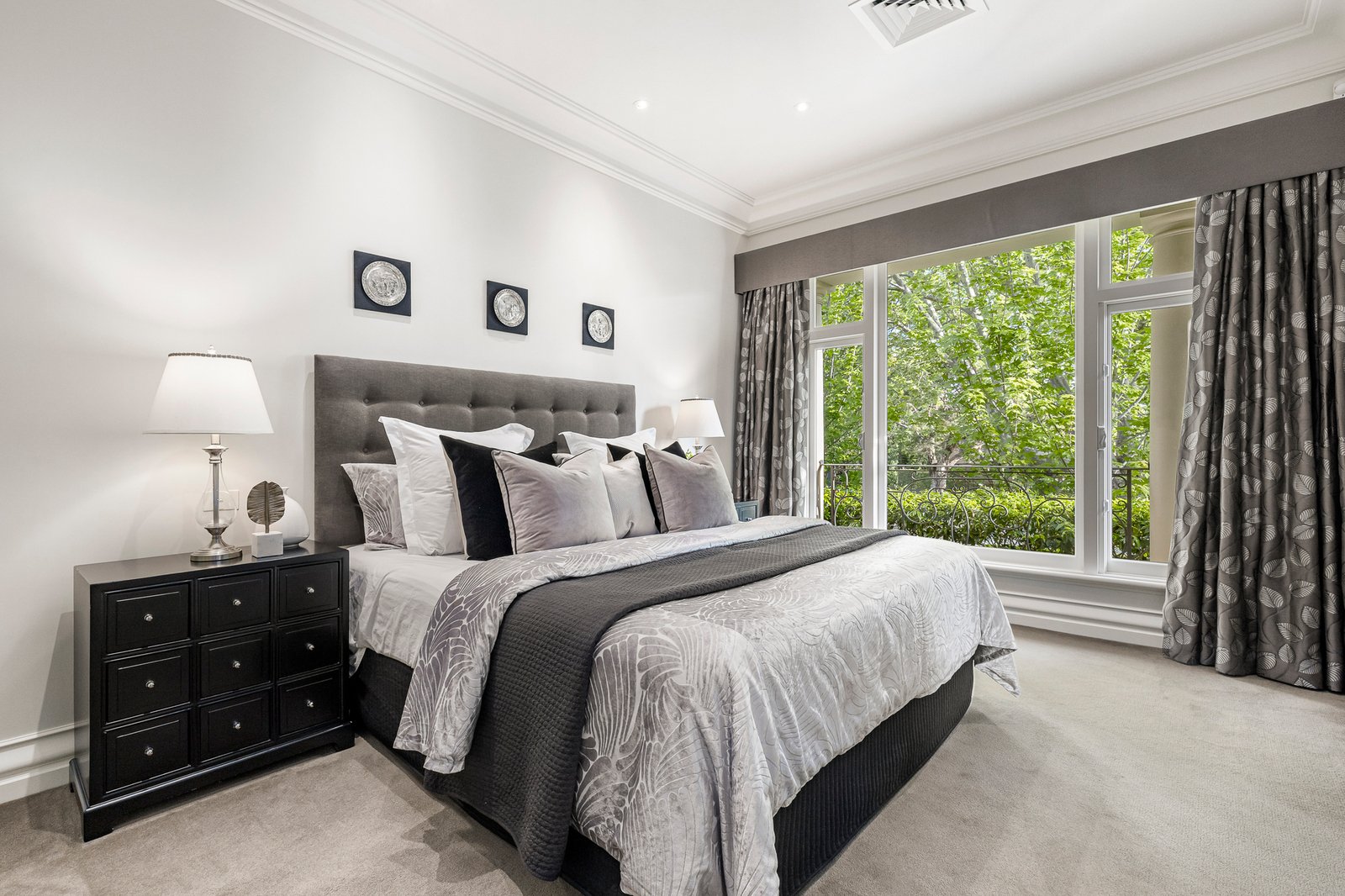 15 Chaucer Crescent, Canterbury, 3126